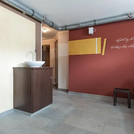 兰德豪斯菲戈尔旅馆 3*